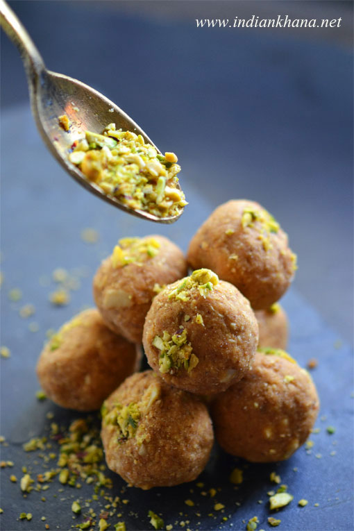 Besan-Ladoo-Recipe Besan-Ladoo-Recipe