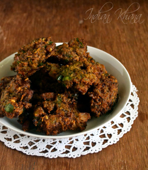 Moong Dal Pakora (Vada) Moong Dal Pakora (Vada)