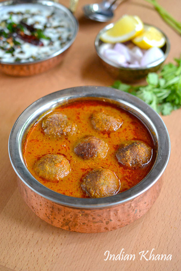 Kela-Kofta-Curry-Recipe