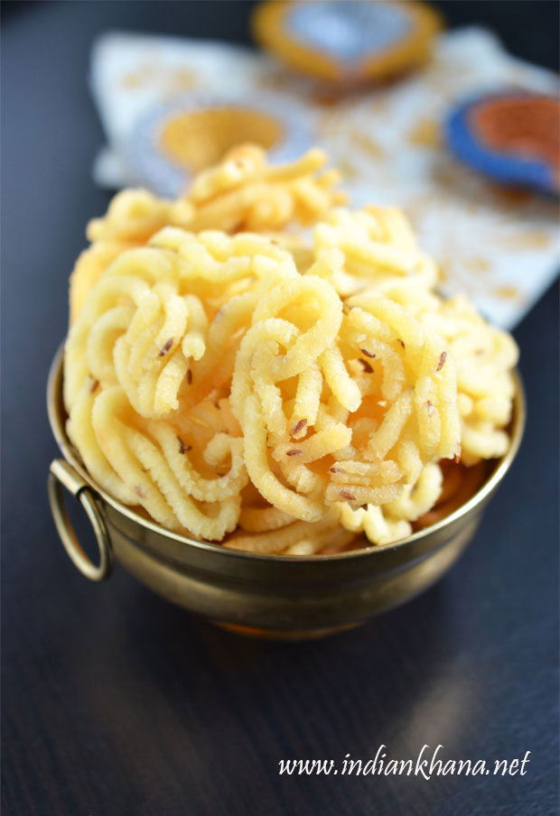 Potato-Murukku-Recipe Potato-Murukku-Recipe