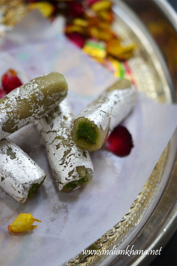 Kaju-Pista-Roll-Recipe Kaju-Pista-Roll-Recipe