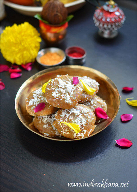 Wheat-Kudumulu-recipe