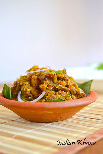 Baingan-Aloo-Bharta-Recipe