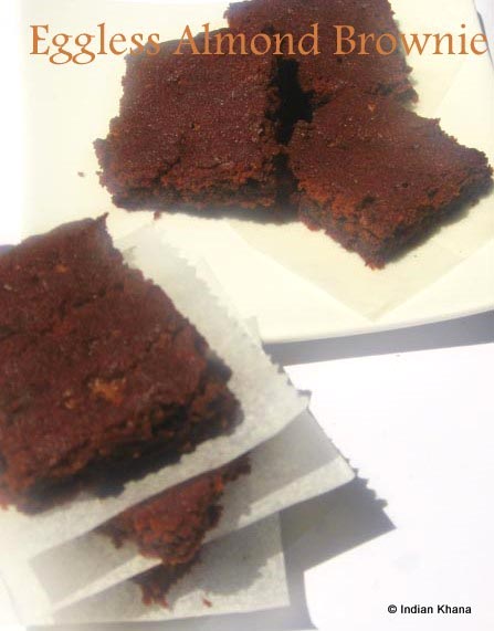 Eggless Almond Brownie