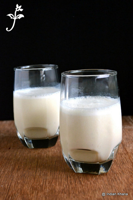 Banana Milkshake Recipe
