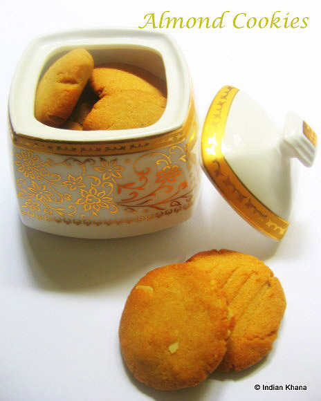 Eggless Wheat Almond Cookies