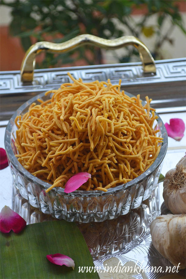 Garlic-Sev-Recipe Garlic-Sev-Recipe