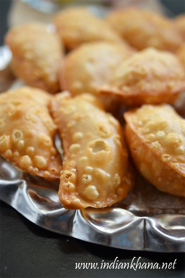 Mawa-Gujiya-Recipe Mawa-Gujiya-Recipe