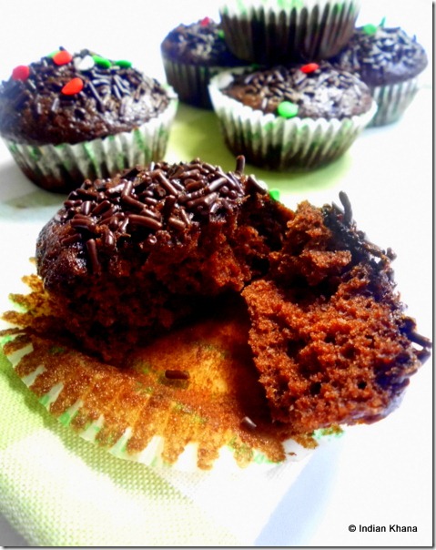 Eggless butterless chocolate cupcake recipe Eggless butterless chocolate cupcake recipe