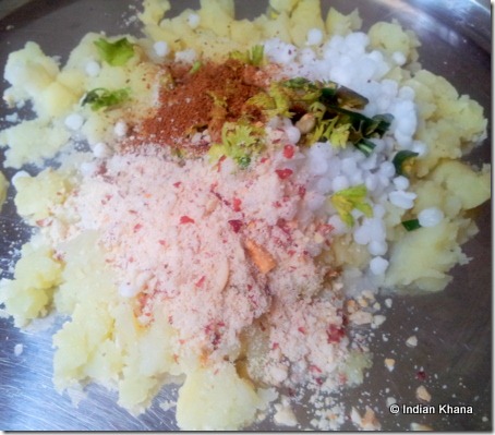 Sabudana Thalipeeth Ingredients recipes Sabudana Thalipeeth Ingredients recipes